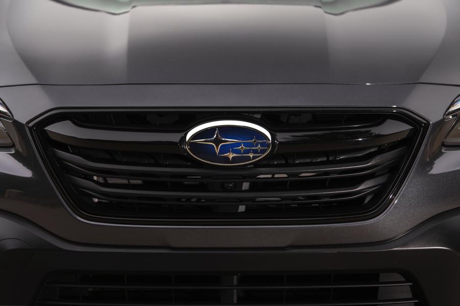 Логотип Subaru Outback Onyx Edition XT 2019 года  (NA) (фото 6 из 40)